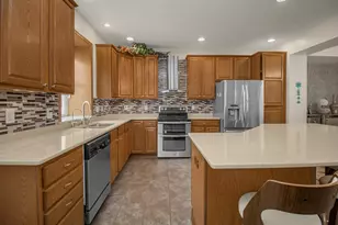 1691 Village Trail E, Maplewood, MN 55109 - Photo 20