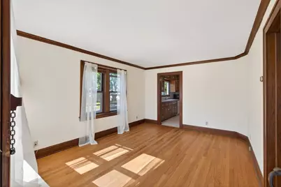 556 5th Avenue S, South Saint Paul, MN 55075 - Photo 6