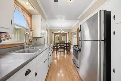 1206 Kilian Boulevard SE, Saint Cloud, MN 56304 - Photo 6