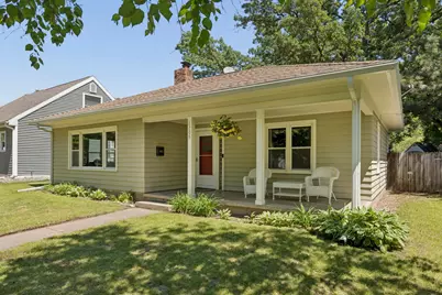 1206 Kilian Boulevard SE, Saint Cloud, MN 56304 - Photo 2