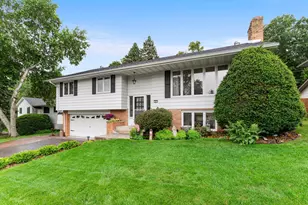 8 Imperial Dr E, West Saint Paul, MN 55118 - Photo 2