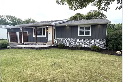 189 McIntosh E, La Crescent, MN 55947 - Photo 1