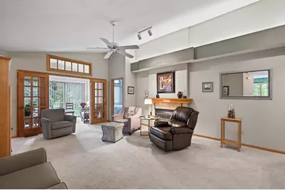 515 Lovell Avenue, Roseville, MN 55113 - Photo 10