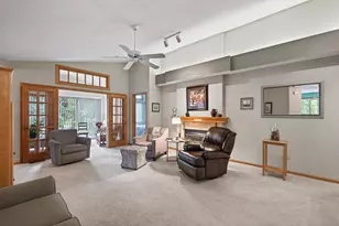 515 Lovell Ave, Roseville, MN 55113 - Photo 10