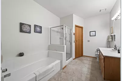 515 Lovell Avenue, Roseville, MN 55113 - Photo 16