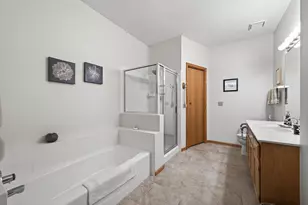 515 Lovell Ave, Roseville, MN 55113 - Photo 16