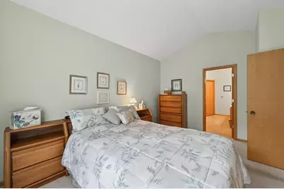 515 Lovell Avenue, Roseville, MN 55113 - Photo 14