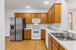15156 Dundee Ave, Apple Valley, MN 55124 - Photo 18