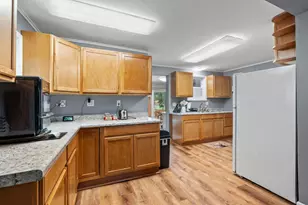 1345 S Main St, Zumbrota, MN 55992 - Photo 12