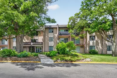 1690 Highway 36 W #320, Roseville, MN 55113 - Photo 2