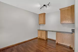 1690 Hwy 36 W, Roseville, MN 55113 - Photo 6