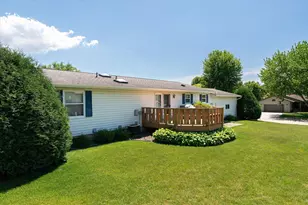 224 Eagles Bluff Rd, La Crescent, MN 55947 - Photo 8
