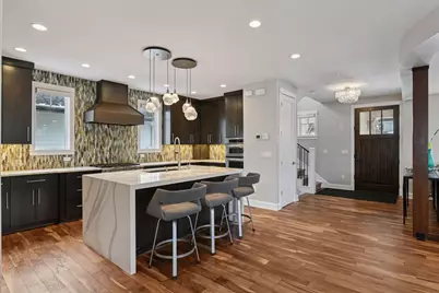 633 Park Street E, Wayzata, MN 55391 - Photo 6