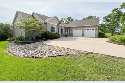 1810 Minnehuta Drive, Fergus Falls, MN 56537 - Photo 50