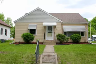 827 Ash Ave, Gibbon, MN 55335 - Photo 1