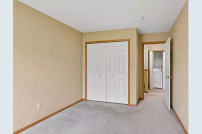 454 Willoughby Way W, Hopkins, MN 55305 - Photo 22