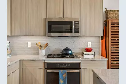 1240 S 2nd Street #828, Minneapolis, MN 55415 - Photo 6