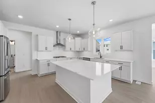 19999 Gadston Ln, Lakeville, MN 55044 - Photo 2