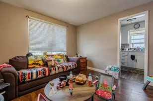 817 9th St S, Fargo,  58103 - Photo 18