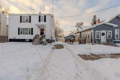 817 9th Street S, Fargo,  58103 - Photo 4
