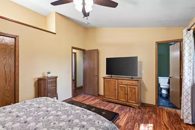 8068 Lower 147th Street W, Apple Valley, MN 55124 - Photo 10