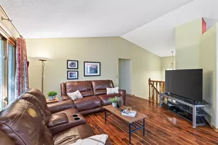 8068 Lower 147th St W, Apple Valley, MN 55124 - Photo 8