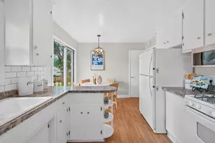 5037 Upton Ave N, Minneapolis, MN 55430 - Photo 10