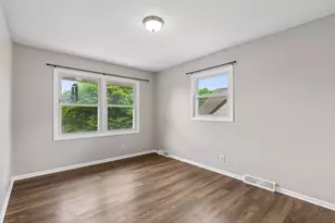 54 King St W, Saint Paul, MN 55107 - Photo 18