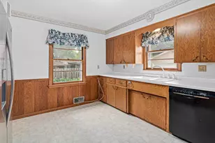 1014 Idaho Ave W, Saint Paul, MN 55117 - Photo 10