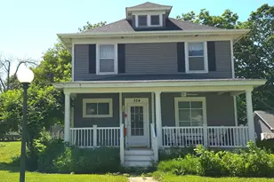 224 3rd Ave SW, Faribault, MN 55021 - Photo 2