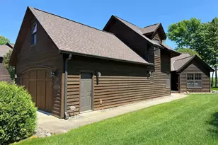 309 Tianna Dr, Walker, MN 56484 - Photo 2
