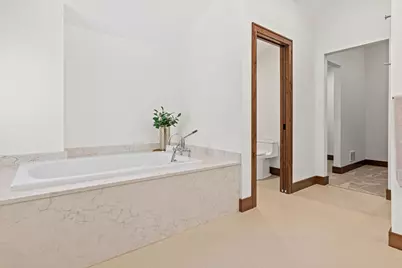 609 Callahan Place, Mendota Heights, MN 55118 - Photo 20