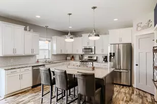 12446 Cottonwood St NW, Coon Rapids, MN 55448 - Photo 10