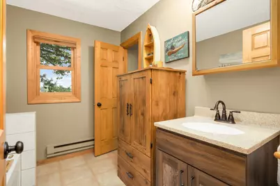 27985 Lakelawn Drive, Lindstrom, MN 55045 - Photo 14