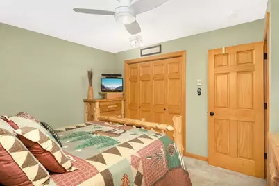 27985 Lakelawn Drive, Lindstrom, MN 55045 - Photo 12