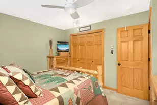 27985 Lakelawn Dr, Lindstrom, MN 55045 - Photo 12