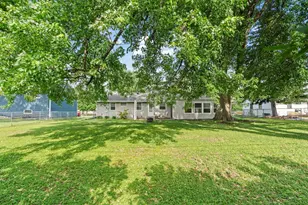 8528 Columbus Ave S, Bloomington, MN 55420 - Photo 10