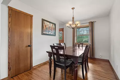 8528 Columbus Avenue S, Bloomington, MN 55420 - Photo 22