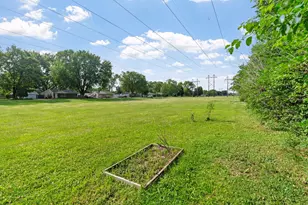 8528 Columbus Ave S, Bloomington, MN 55420 - Photo 16