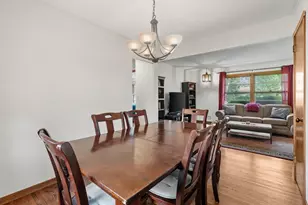 8528 Columbus Ave S, Bloomington, MN 55420 - Photo 24