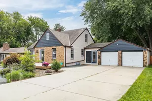 1266 Draper Ave, Roseville, MN 55113 - Photo 4