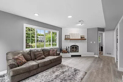7941 Girard Court N, Brooklyn Park, MN 55444 - Photo 18