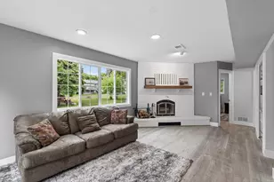 7941 Girard Ct N, Brooklyn Park, MN 55444 - Photo 18