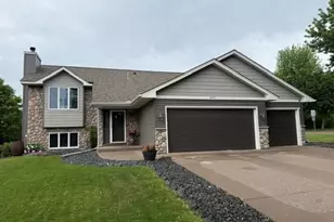 5471 Oakgreen Pl N, Stillwater, MN 55082 - Photo 2