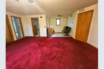 502 Chicago Avenue SW, Red Lake Falls, MN 56750 - Photo 16