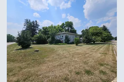 502 Chicago Avenue SW, Red Lake Falls, MN 56750 - Photo 2