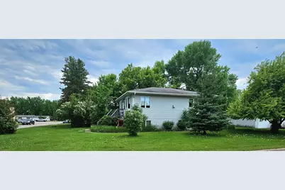 502 Chicago Avenue SW, Red Lake Falls, MN 56750 - Photo 4