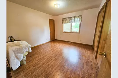 502 Chicago Avenue SW, Red Lake Falls, MN 56750 - Photo 10