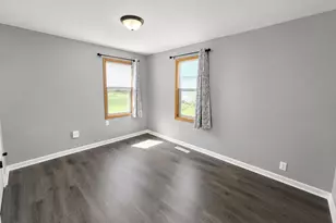 320 S Willow St, Belle Plaine, MN 56011 - Photo 6