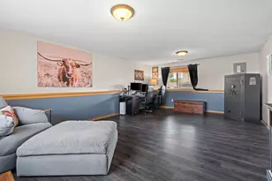609 Bluebird St, Mora, MN 55051 - Photo 14